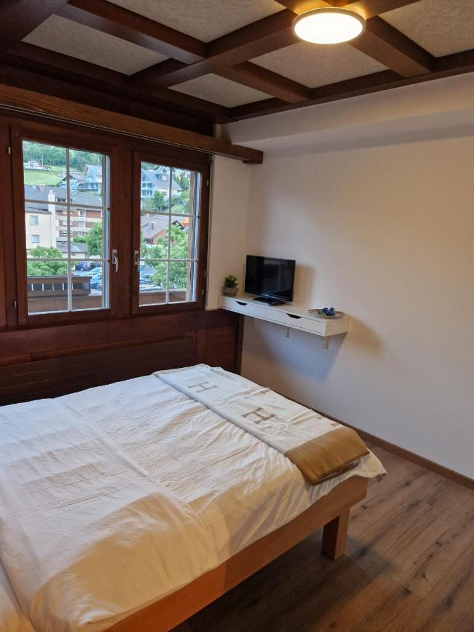 Hotel Chalet Bellerive Spiez Exterior foto
